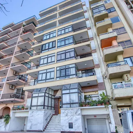 Large Seafront 3 Bedroom In The Heart Of - Mmai1-2