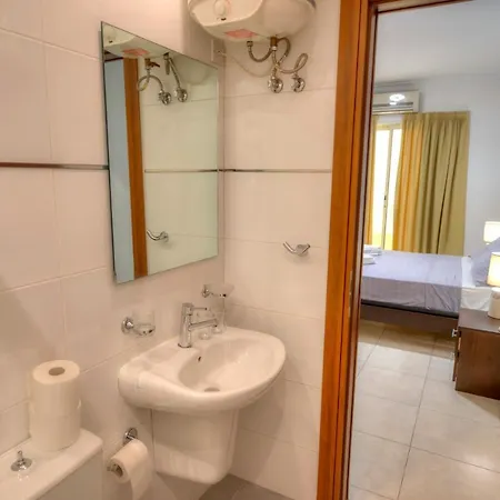 Large Seafront 3 Bedroom In The Heart Of - Mmai1-2 Слима