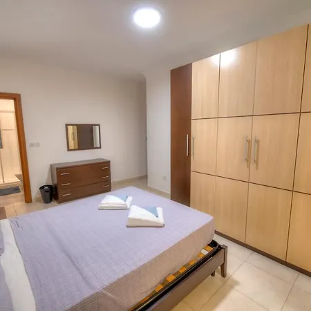Large Seafront 3 Bedroom In The Heart Of - Mmai1-2 Sliema