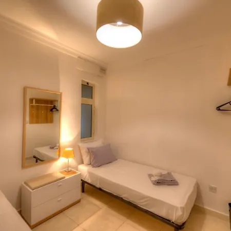 Apartment Large Seafront 3 Bedroom In The Heart Of - Mmai1-2