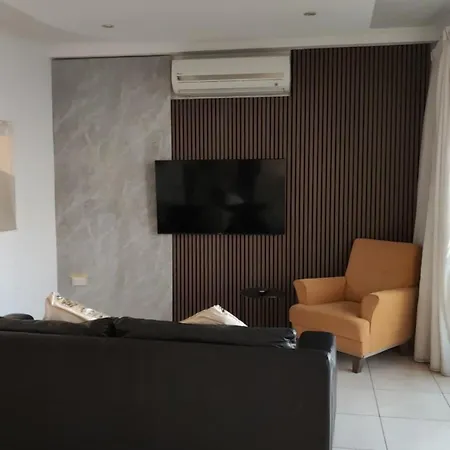 Large Seafront 3 Bedroom In The Heart Of - Mmai1-2 Lejlighed Sliema